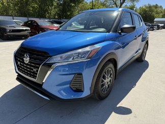 Used 2021 Nissan Kicks S image 1