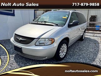 Used 2002 Chrysler Town & Country LX image 1