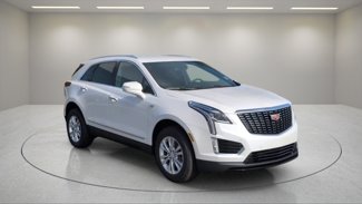 New 2025 Cadillac XT5 Luxury image 1