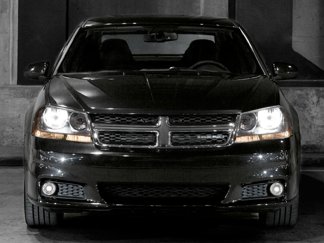 Used 2013 Dodge Avenger SE image 1