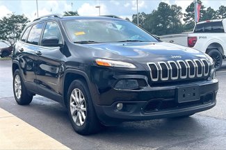 Used 2017 Jeep Cherokee Latitude w/ True North Edition image 1