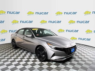 Used 2022 Hyundai Elantra SEL image 1