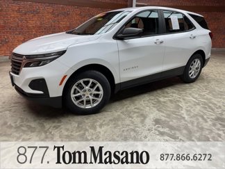 Used 2022 Chevrolet Equinox LS image 1