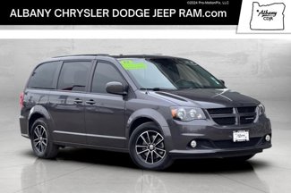 Used 2018 Dodge Grand Caravan GT image 1