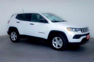 Used 2023 Jeep Compass Sport image 1