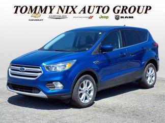 Used 2019 Ford Escape SE image 1