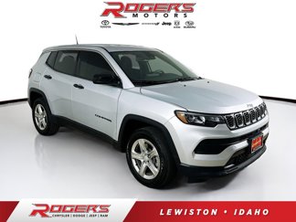 Used 2024 Jeep Compass Sport image 1