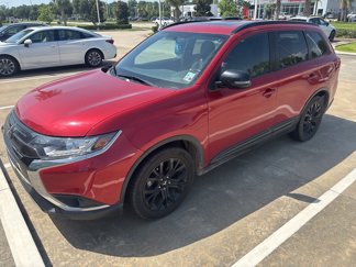 Used 2019 Mitsubishi Outlander LE image 1