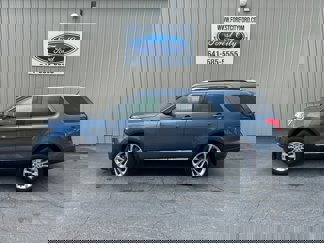 Used 2018 Ford Explorer XLT w/ Equipment Group 202A image 1