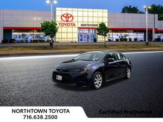 Used 2022 Toyota Corolla LE image 1