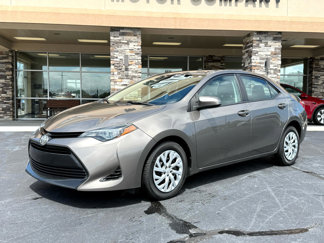Used 2018 Toyota Corolla LE image 1