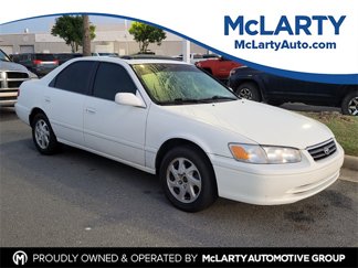 Used 2001 Toyota Camry V6 image 1