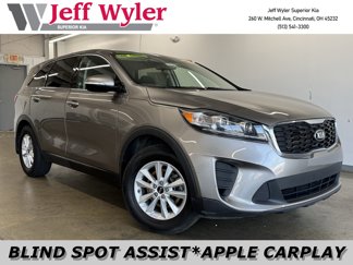 Used 2019 Kia Sorento LX image 1
