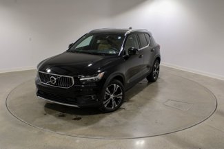Used 2022 Volvo XC40 T5 Inscription w/ Advanced Package image 1