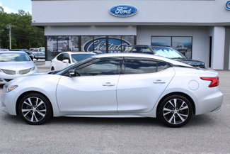 Used 2017 Nissan Maxima 3.5 SV image 1