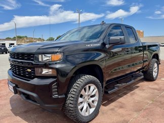 Used 2020 Chevrolet Silverado 1500 Custom w/ Custom Value Package image 1