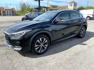 Used 2017 INFINITI QX30 Premium w/ Navigation Package image 1
