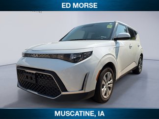 Used 2023 Kia Soul LX image 1