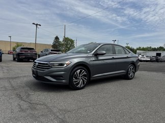 Used 2021 Volkswagen Jetta SEL Premium image 1