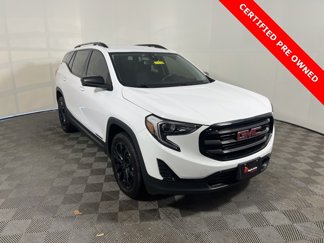Used 2021 GMC Terrain SLE w/ Driver Convenience Package image 1