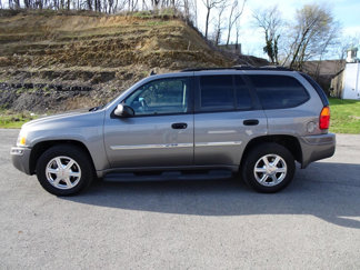 Used 2009 GMC Envoy SLE w/ Sun And Sound Package image 1