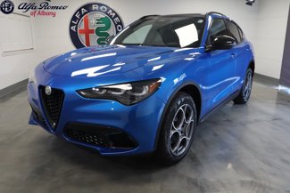 New 2025 Alfa Romeo Stelvio Sprint w/ Convenience Package image 1
