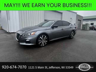Used 2022 Nissan Altima 2.5 SR image 1
