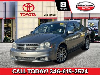 Used 2013 Dodge Avenger R/T video 1