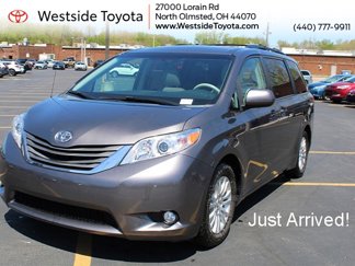 Used 2014 Toyota Sienna XLE image 1