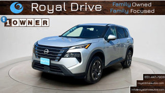 Used 2024 Nissan Rogue SV image 1