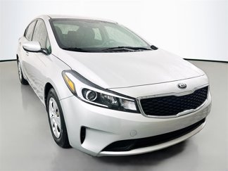 Used 2017 Kia Forte LX image 1