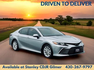 Used 2023 Toyota Camry LE image 1