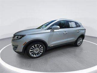 Used 2017 Lincoln MKC Reserve image 1