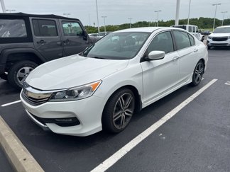 Used 2017 Honda Accord Sport Special Edition image 1