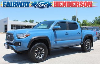 Used 2019 Toyota Tacoma TRD Off-Road image 1