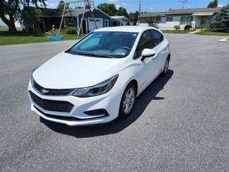 Used 2018 Chevrolet Cruze LT image 1