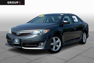 Used 2013 Toyota Camry SE image 1