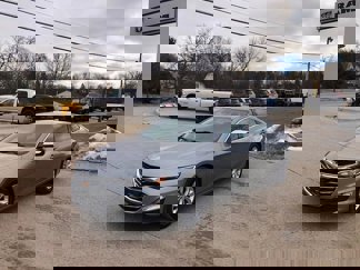 Used 2023 Chevrolet Malibu LT image 1