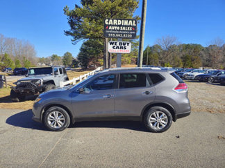 Used 2016 Nissan Rogue SV image 1
