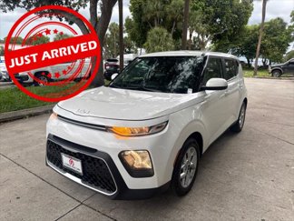 Used 2022 Kia Soul LX w/ Technology Package image 1