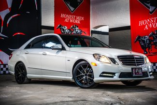 Used 2012 Mercedes-Benz E 350 4MATIC Sedan image 1
