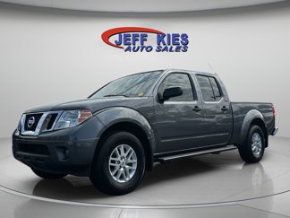 Used 2018 Nissan Frontier SV image 1