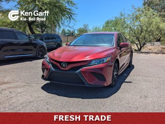 Used 2018 Toyota Camry L image 1