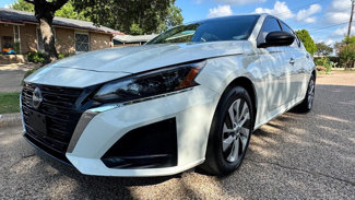Used 2024 Nissan Altima 2.5 S image 1