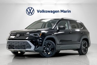 New 2025 Volkswagen Taos SE image 1
