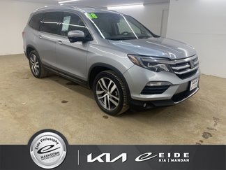 Used 2018 Honda Pilot Touring image 1