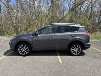 Used 2016 Toyota RAV4 Limited image 1