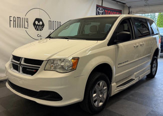 Used 2012 Dodge Grand Caravan SE image 1