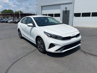 Used 2023 Kia Forte LXS image 1