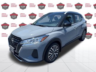 Certified 2023 Nissan Kicks SV image 1
